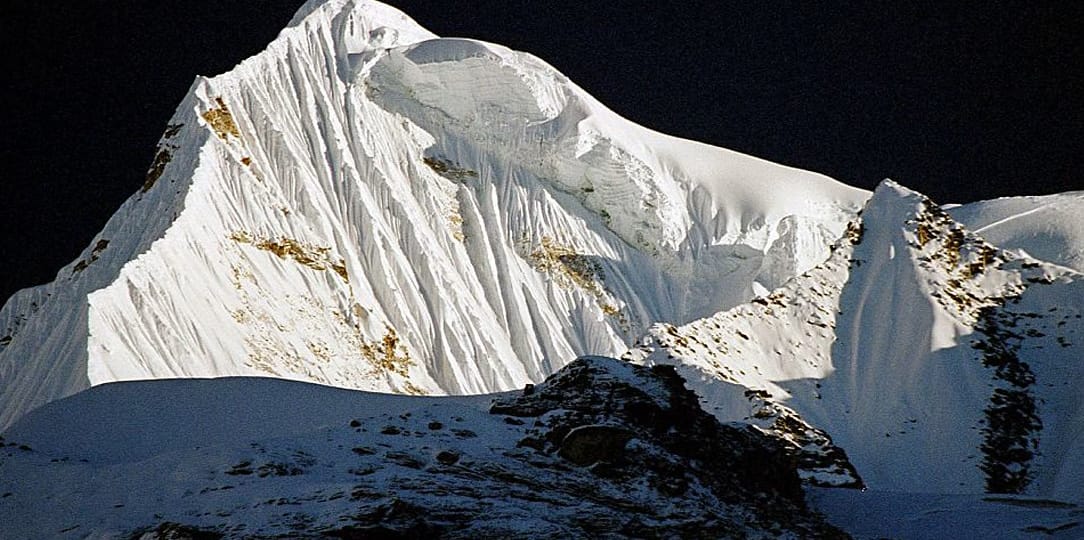 View of singu chuli peak