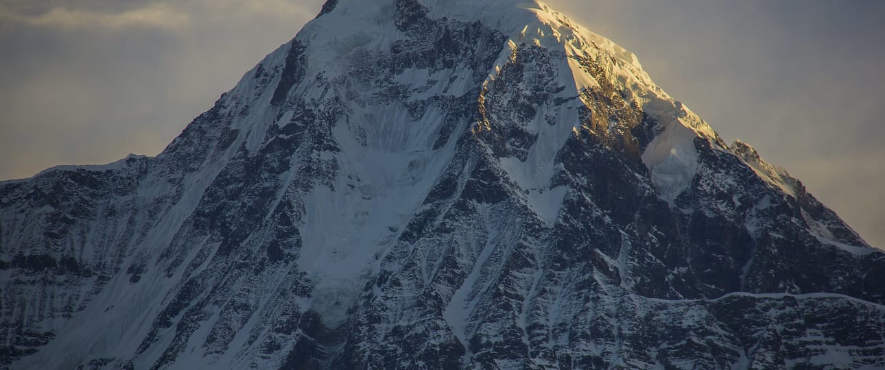 stunning view of Himchuli Peak