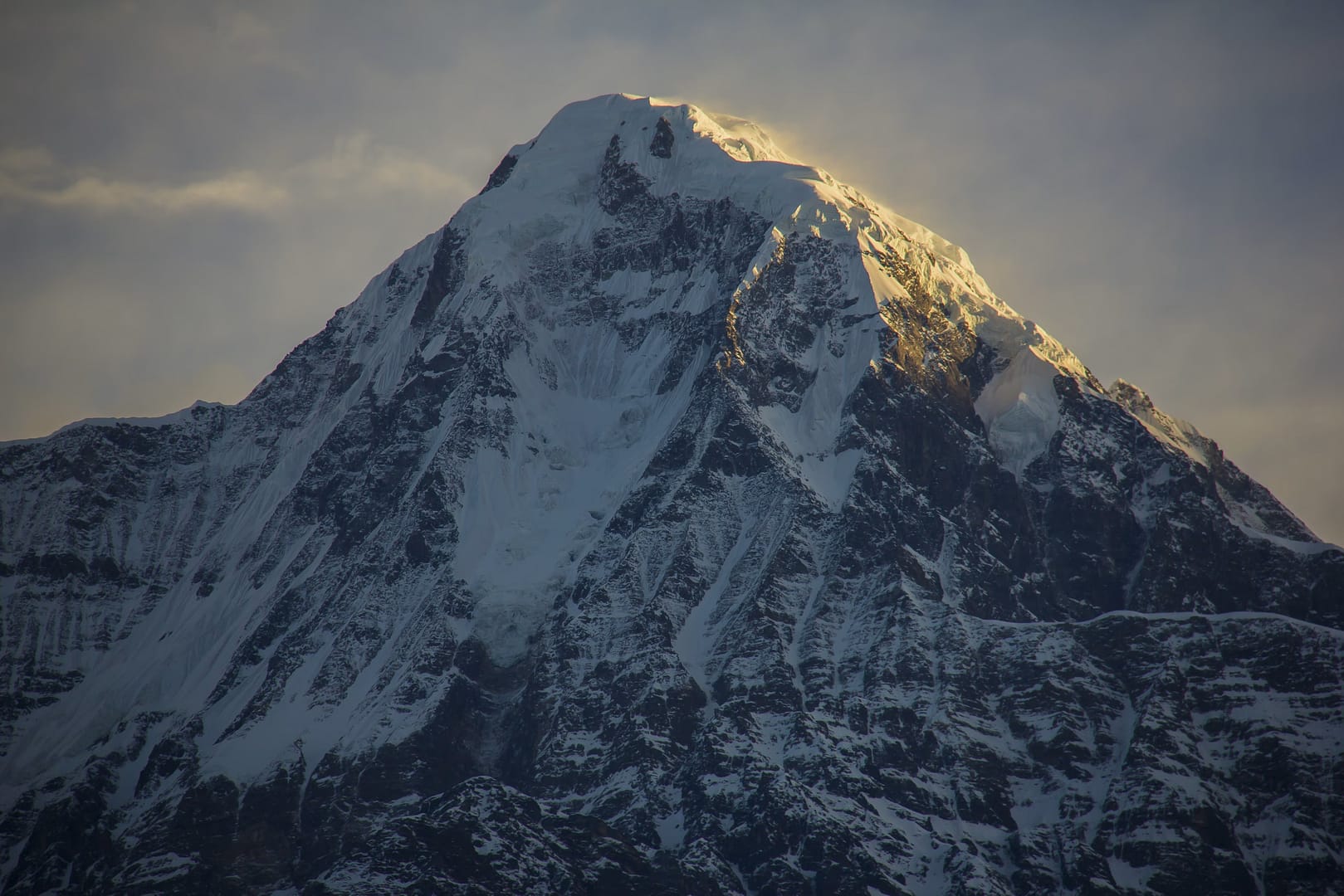 stunning view of Himchuli Peak
