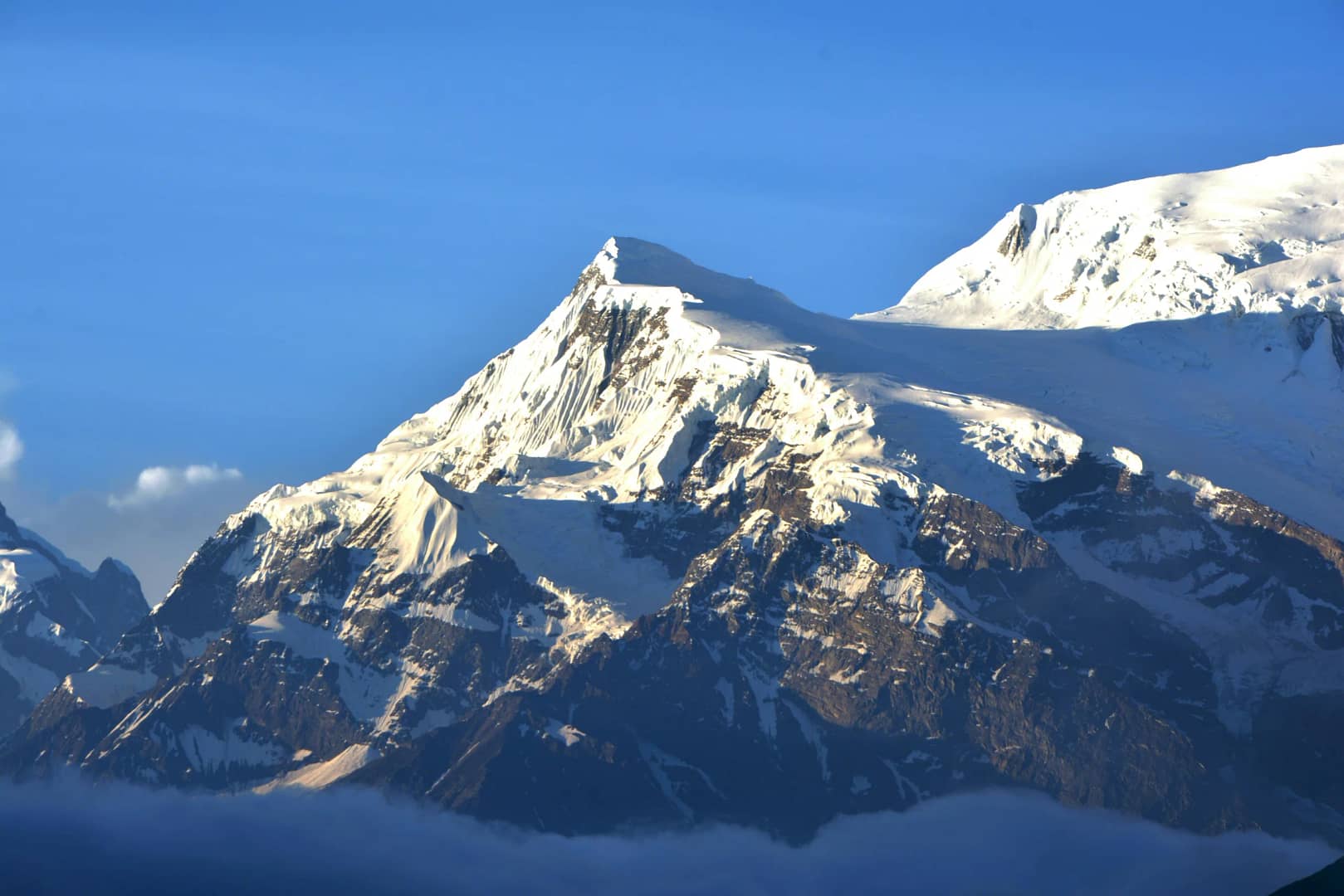 view of mountain trekkinginmountain.com