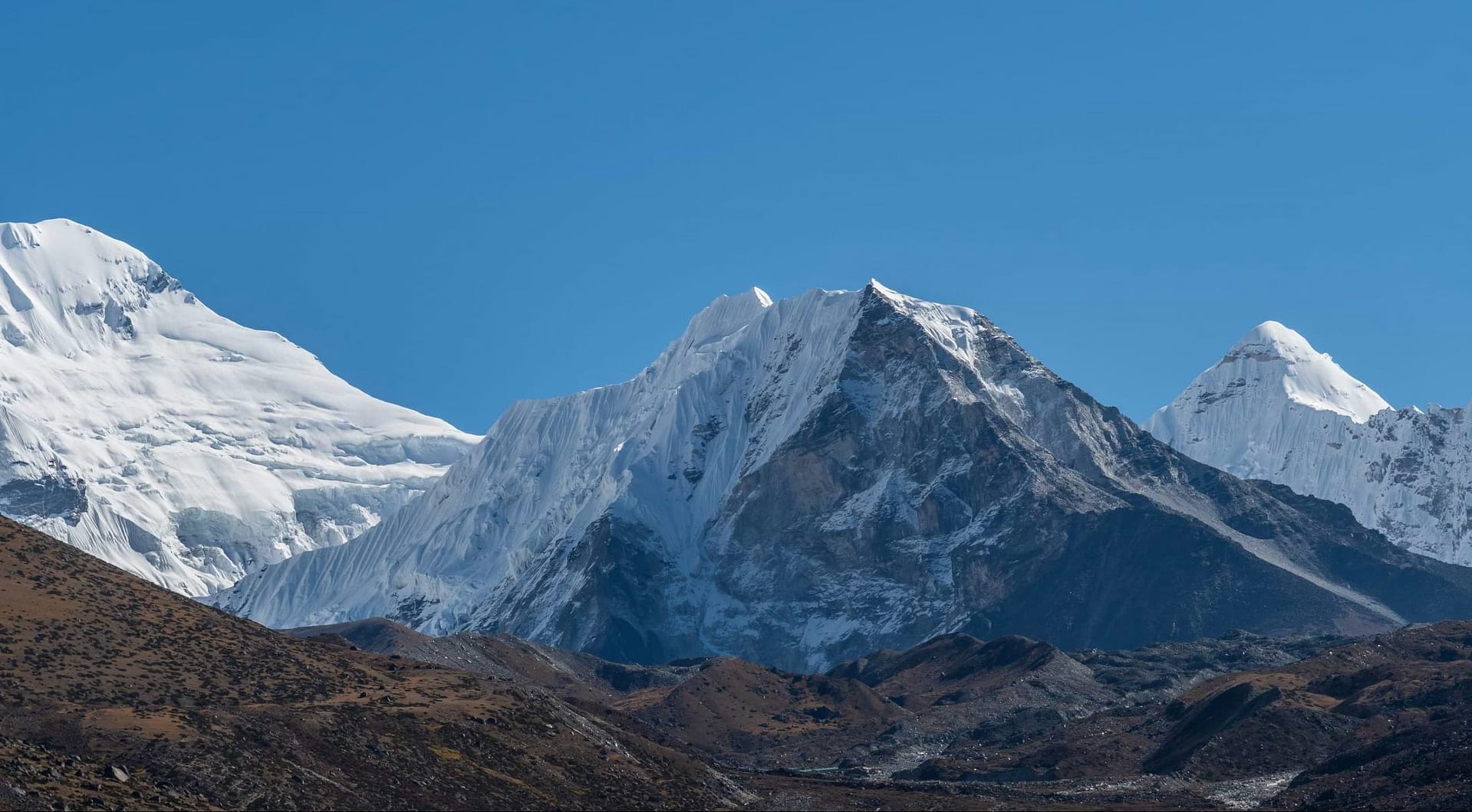 view of mountain Khongma-tse peak