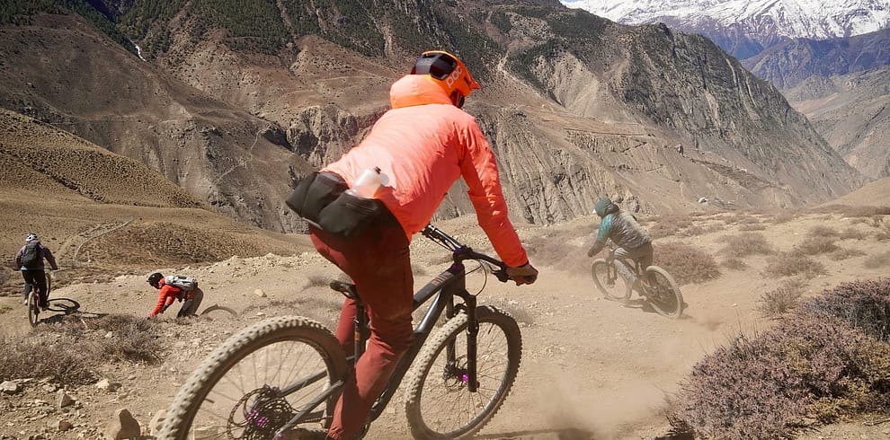 Cycling in Annapurna route