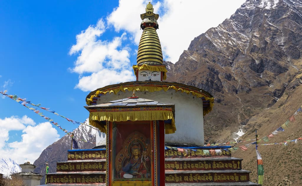 trekkinginmountain.comTreks in Nepal